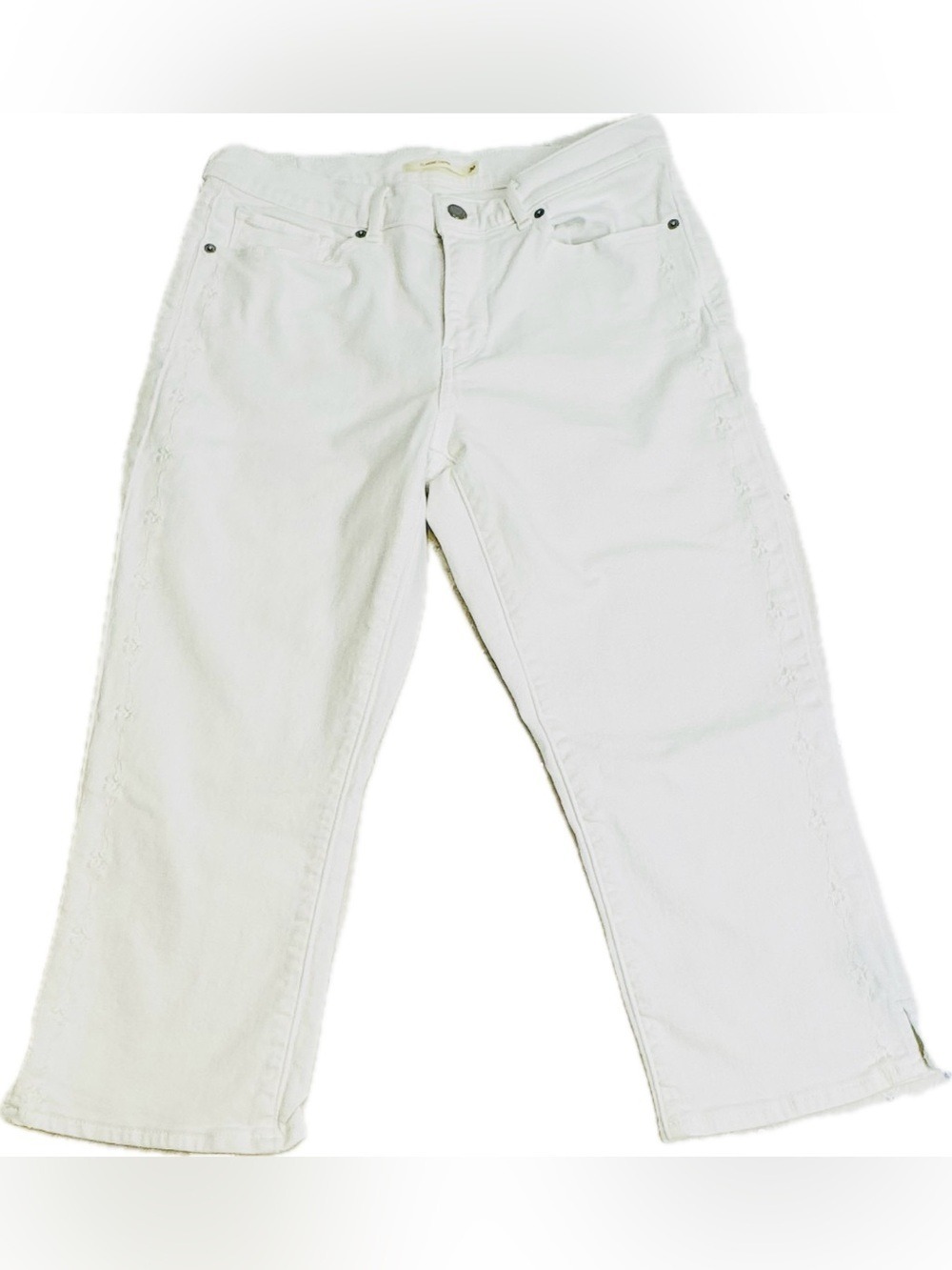Levi’s Classic Capri White Embroidered Stretch Denim Jeans Size 30